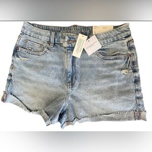 American Eagle Size 12 31W Curvy Mom Jean Shorts Super High Rise Distressed NWT